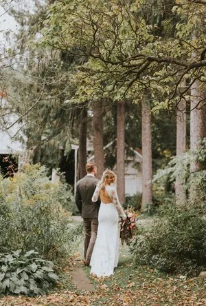 Newlyweds in the garden grounds