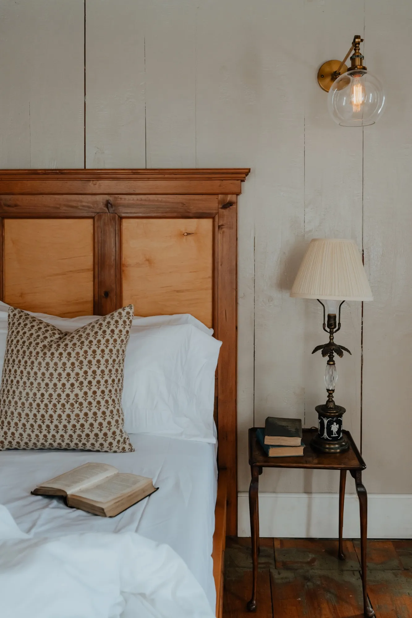 The Hemingway Room — photo 12